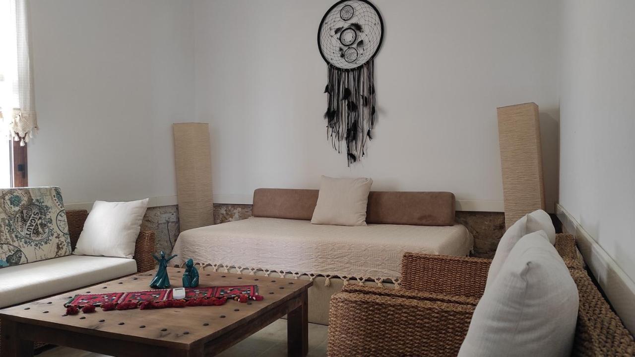 Mystic Guest House Famagusta Famagouste Extérieur photo